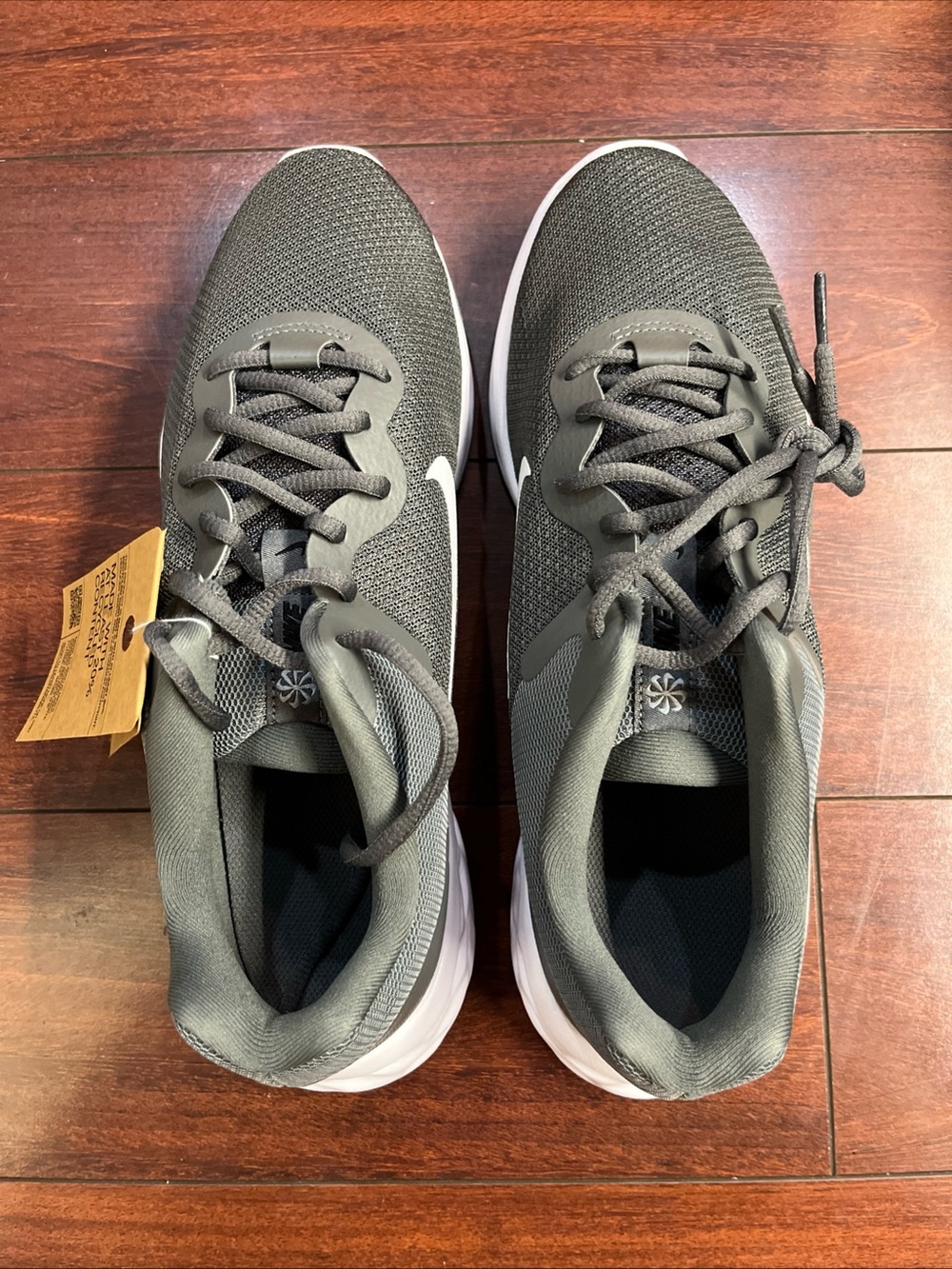 Mens 11 Nike Revolution 6 NN Iron Grey Shoes Running Walking DC3728 004 HALF BOX - Picture 3 of 16
